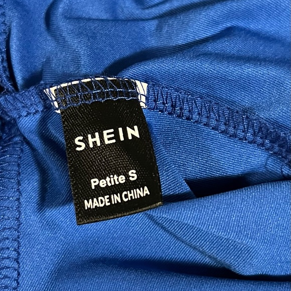 NWOT Royal blue women’s petite SHEIN crop top size S - Picture 3 of 7